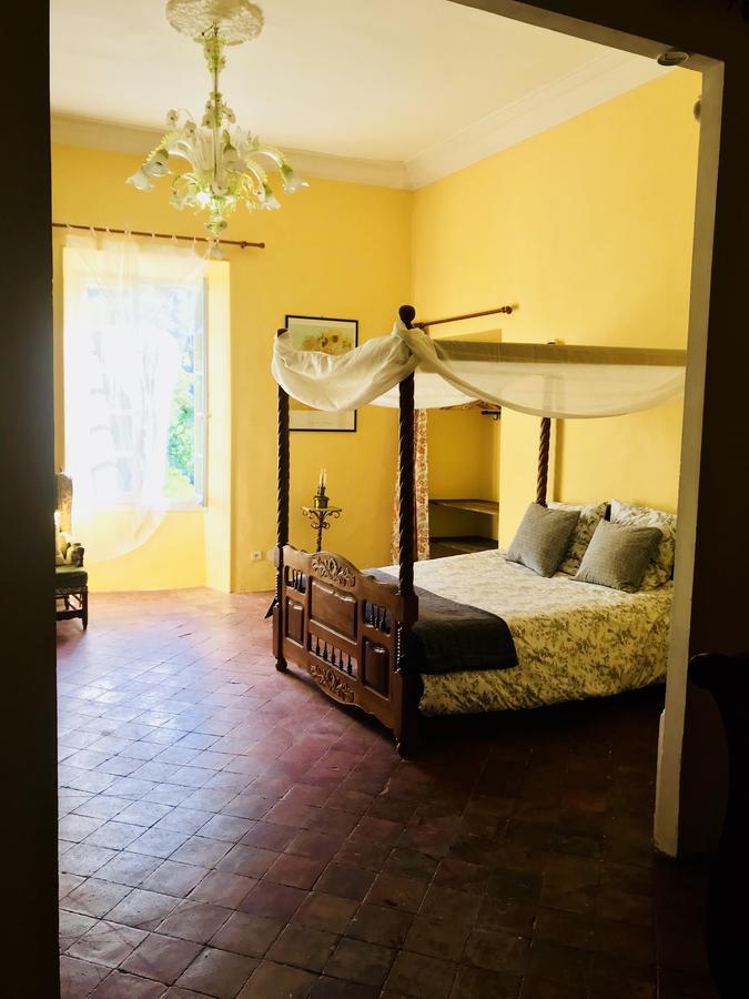 Готель Domaine Mas Pigne Sauve Екстер'єр фото